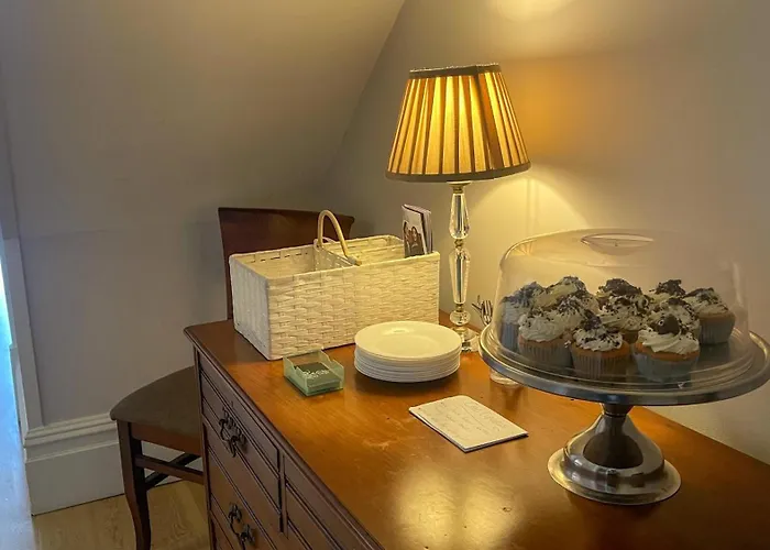 The Redstone Guesthouse